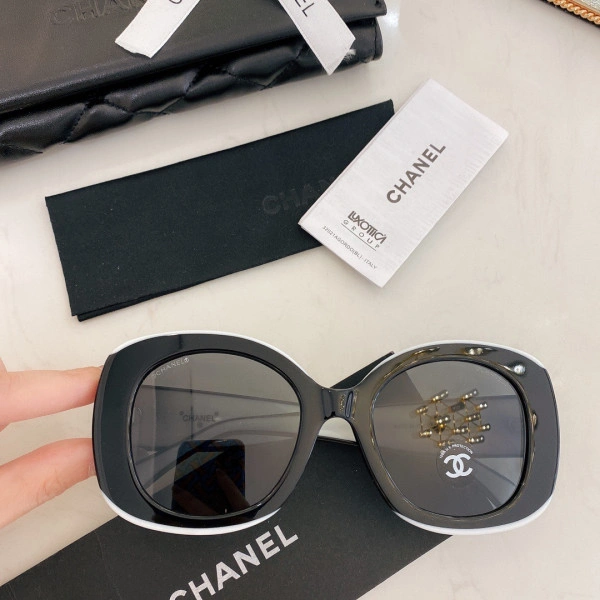 CHANEL SUNGLASSES 