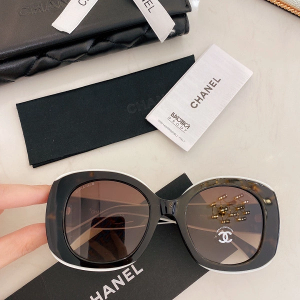 CHANEL SUNGLASSES 