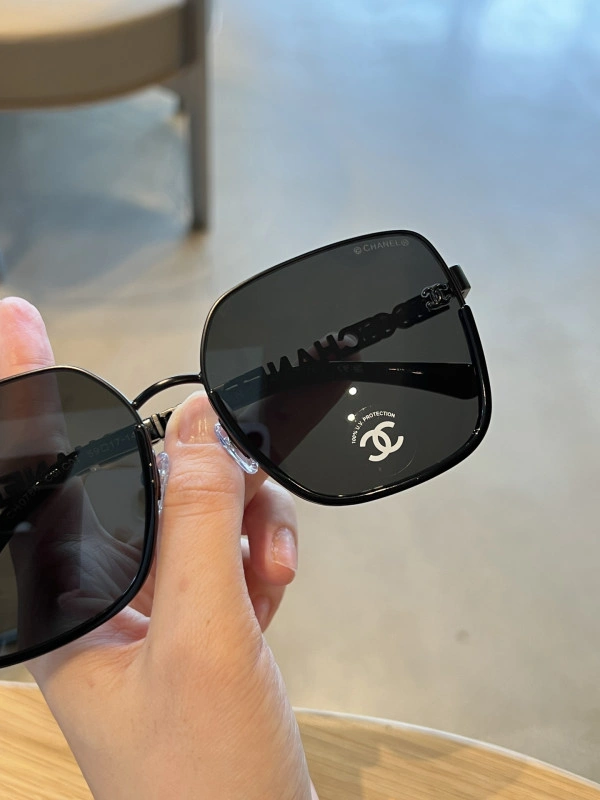 CHANEL SUNGLASSES 