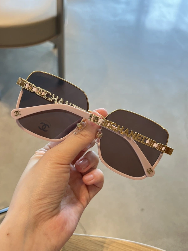 CHANEL SUNGLASSES 