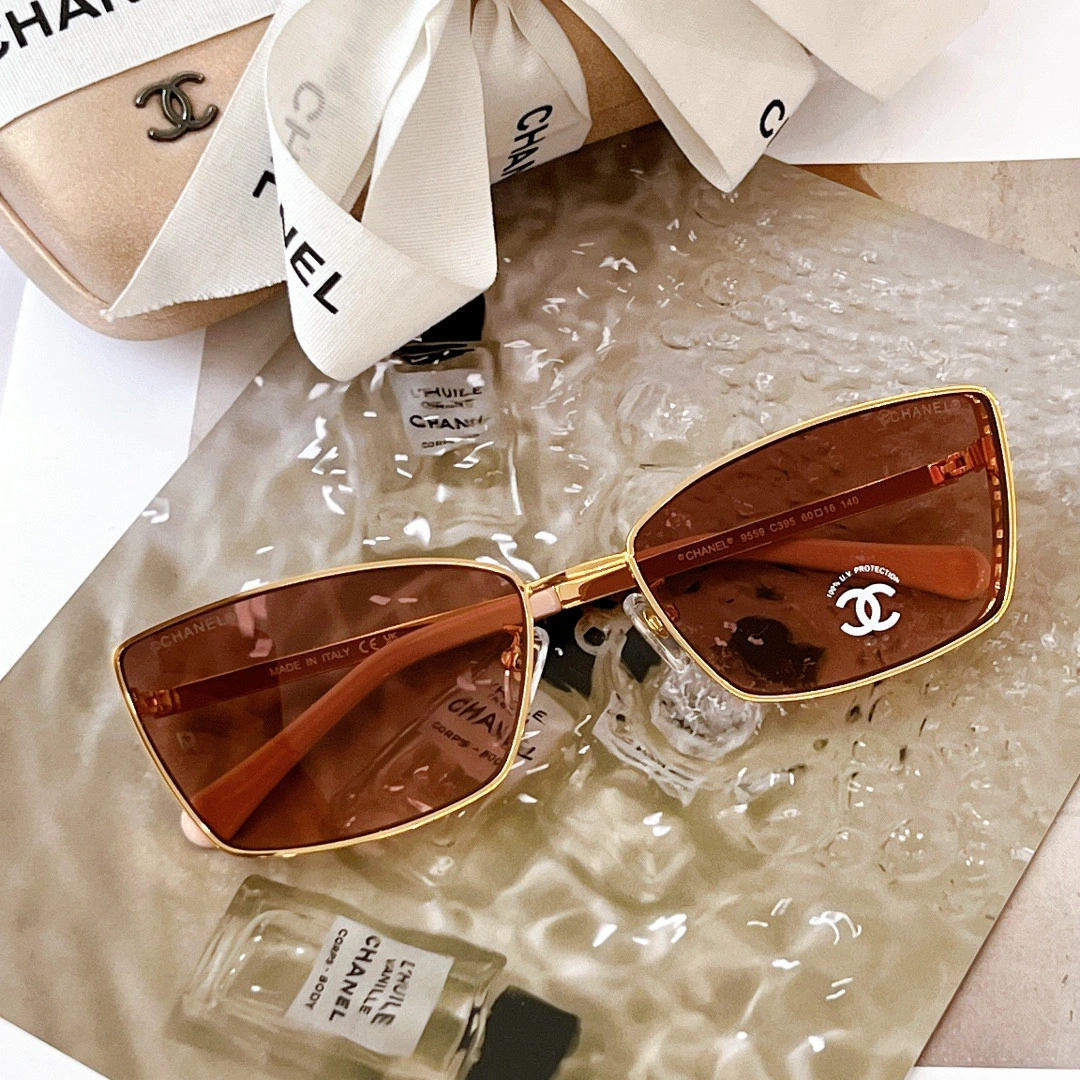 CHANEL SUNGLASSES 