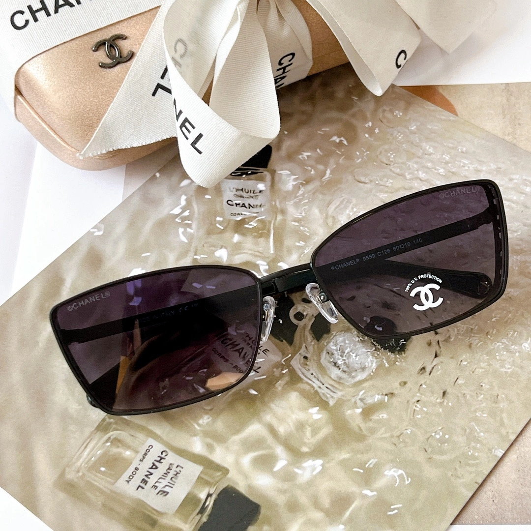 CHANEL SUNGLASSES 