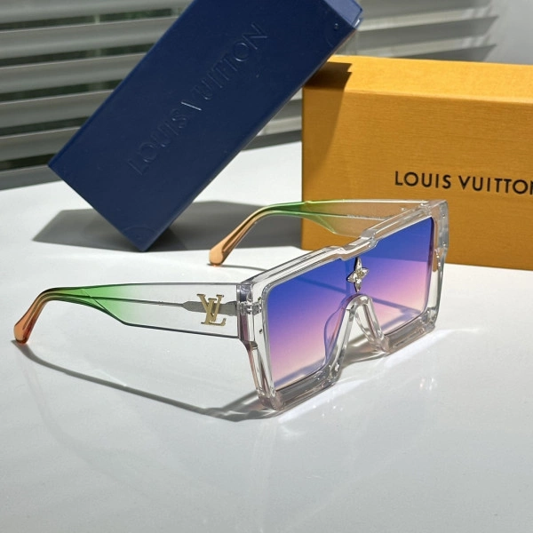 LOUVIS VUITTON SUNGLASSES