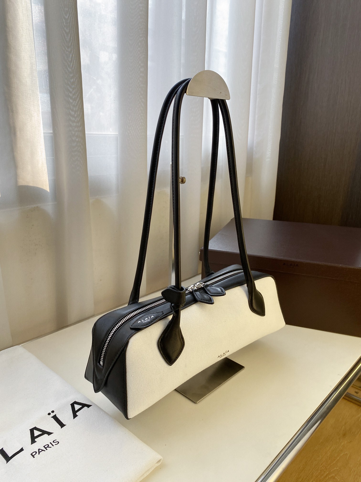 Alaia Women's Small Middle Le Teckel Canvas Leather Handle Shoulder Bag